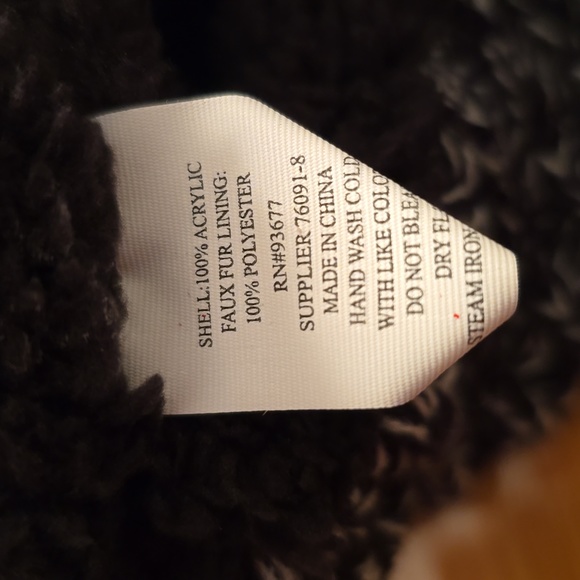 ST. JOHN'S BAY MENS BLUE WINTER HAT ONE SIZE FITS MOST - Picture 3 of 9